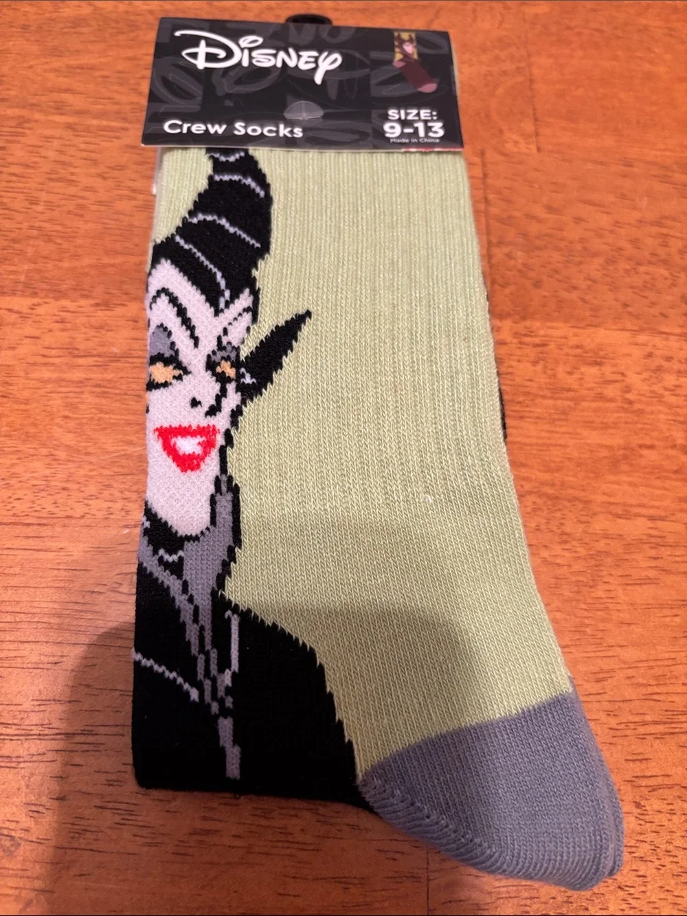 New Disney The Muppet Show ANIMAL ANIMAL OS Crew Socks Fits 9-13 Colorful